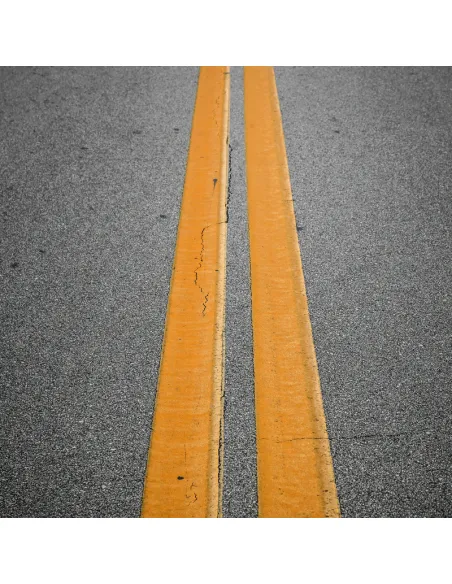 Pintura acrílica Base Disolvente Señalización y Tráfico (PINVISA)