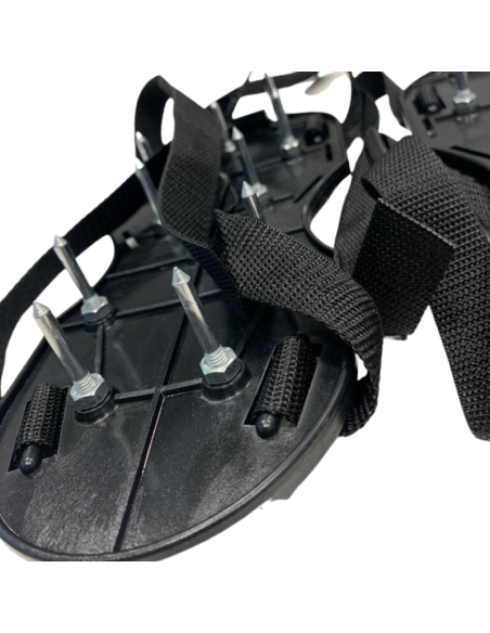 Zapatos con Clavos para Aplicación Profesional en Suelos de Resinas Epoxi y Pinturas de Poliuretano